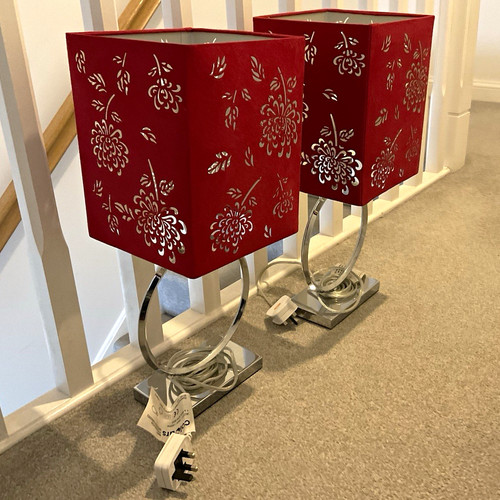 Pair red floral - laser, cut
